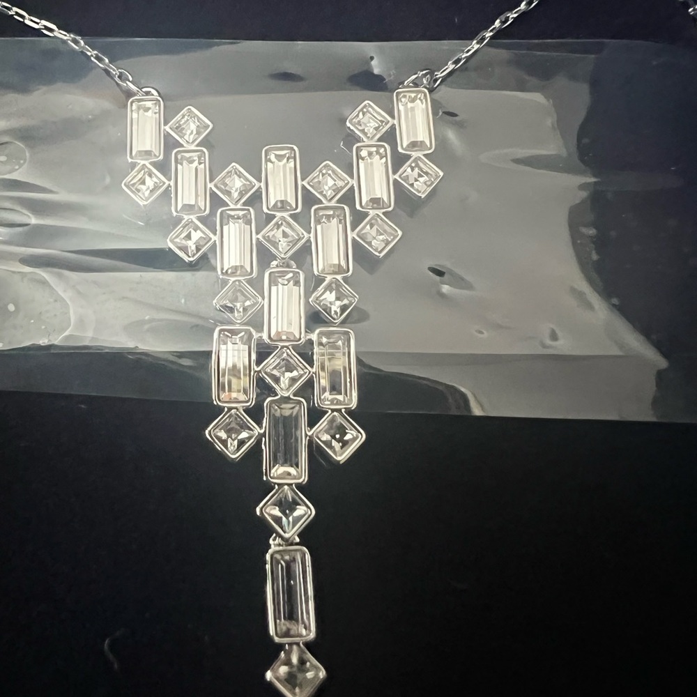 Authentic Swarovski VIOLA necklace BNIB exquisite deco look $160 swan logo NWT - Picture 9 of 11